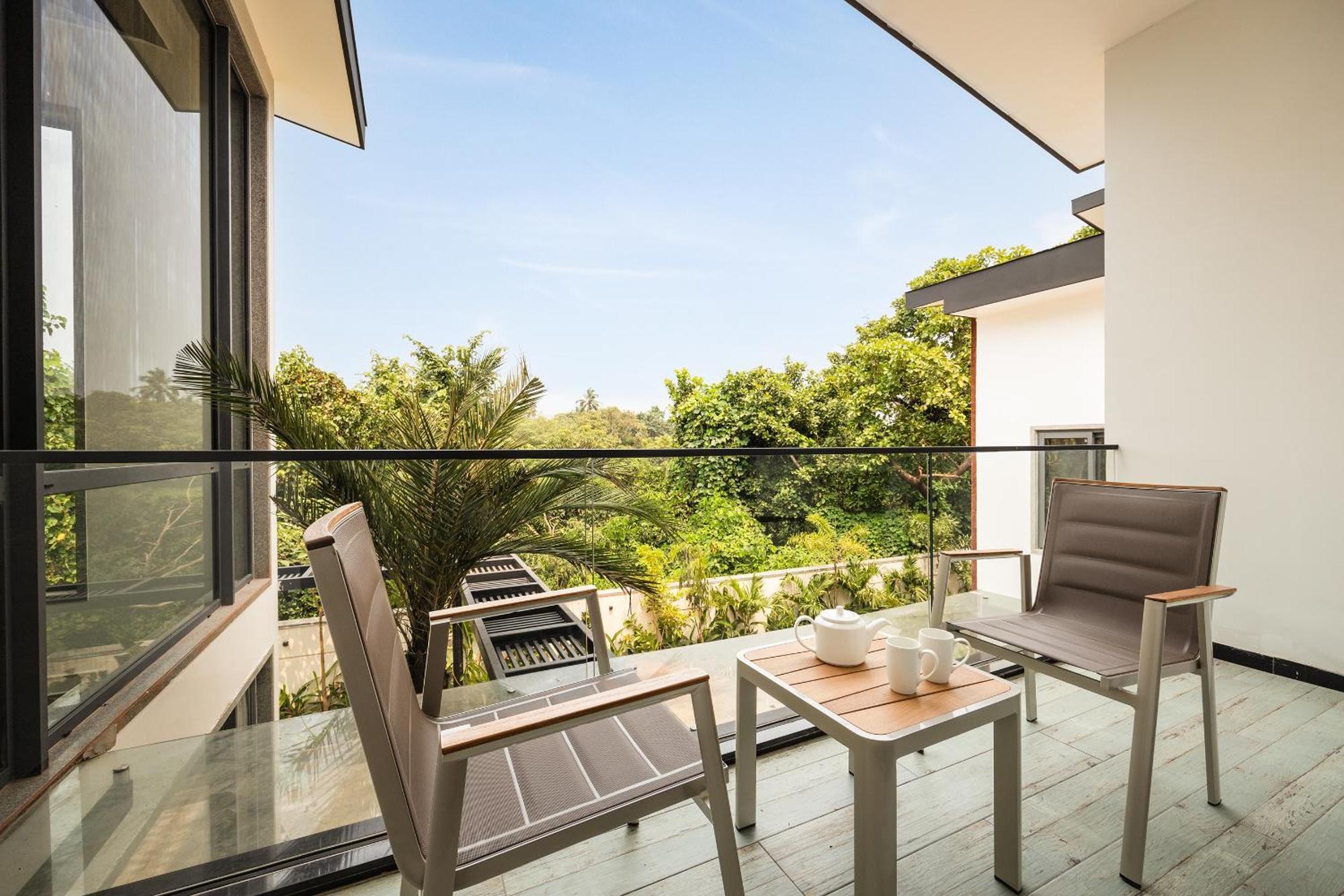 Elivaas 4 Bhk With Pvt Pool & Jacuzzi - Cloud 7 *