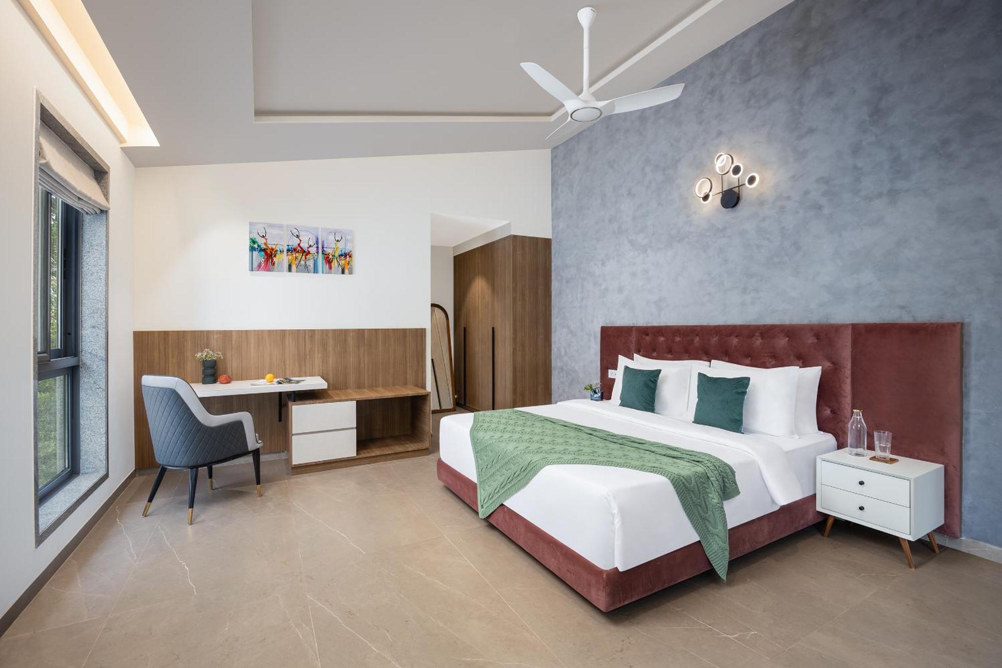 Villa Elivaas 4 Bhk With Pvt Pool & Jacuzzi - Cloud 7 Vagator